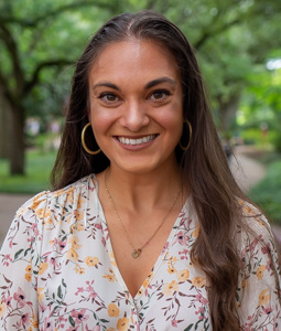 Headshot of Leah Tolan