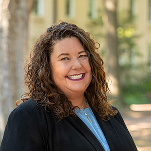 Teri Browne's headshot.