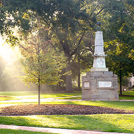 maxcy monument on the usc horseshoe