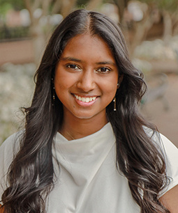 Headshot of Tharangi Fernando